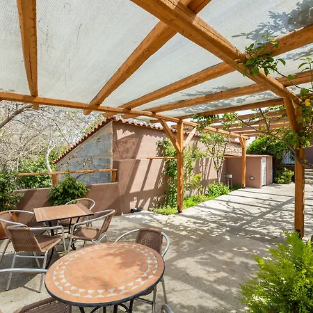 Pegasus Guest house 4*